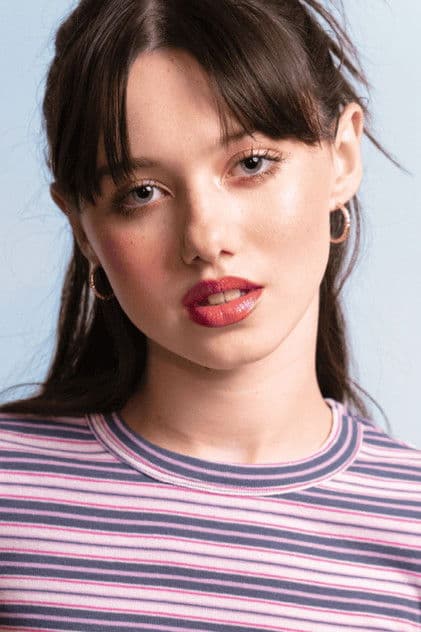 Вайолет Макґров