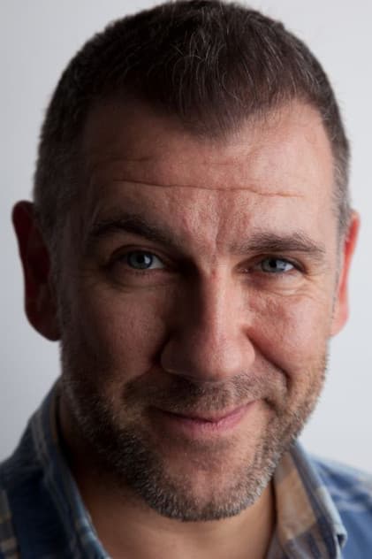 Дермот Магеніс