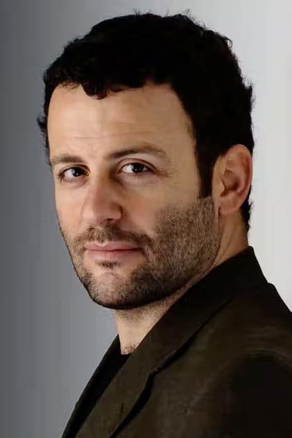 Ердил Яшароглу