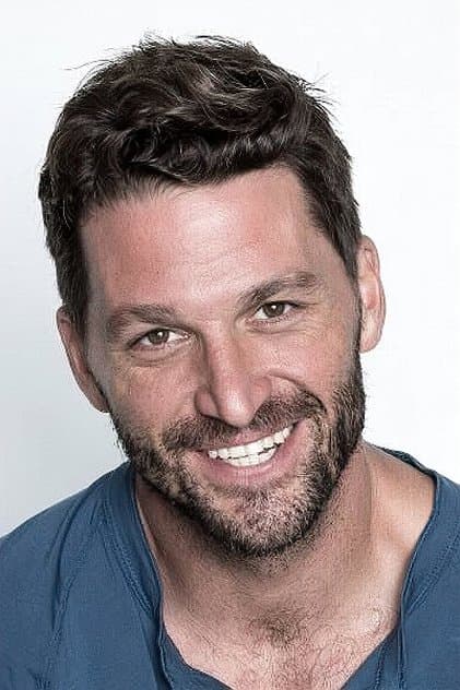 Бретт Тютор