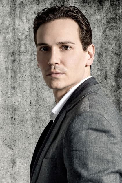 Крістофер Шарф