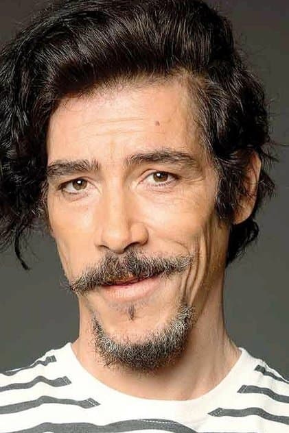 Оскар Хаенада