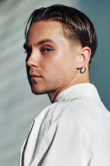 Артем Пивоваров