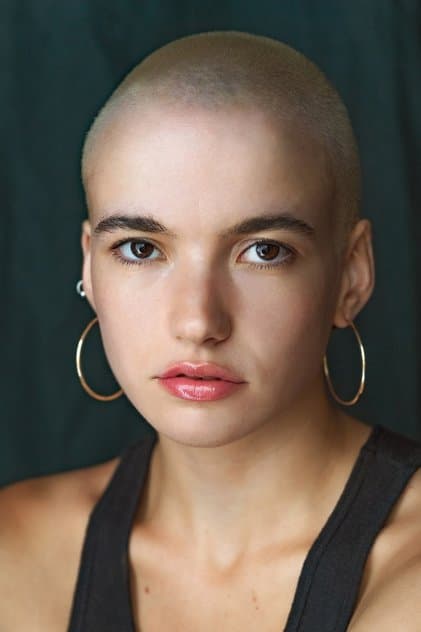 Мія Артеміс