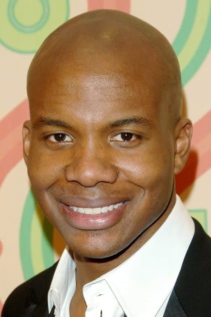 Леонард Робертс