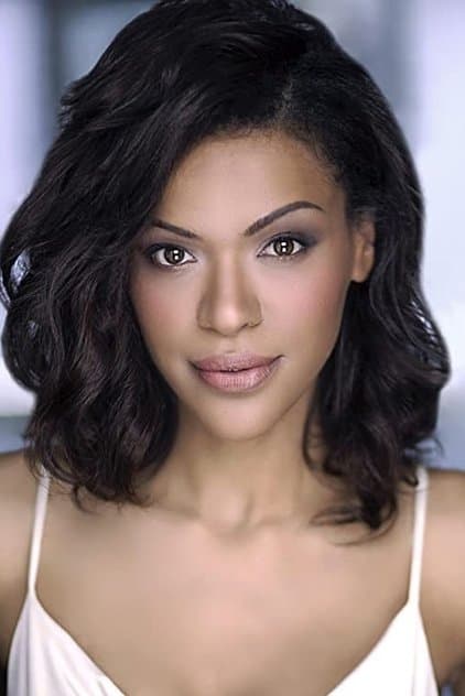 Алвіна Август