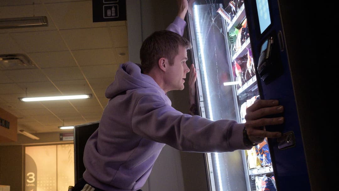 Пункт призначення: Родове прокляття backdrop 11