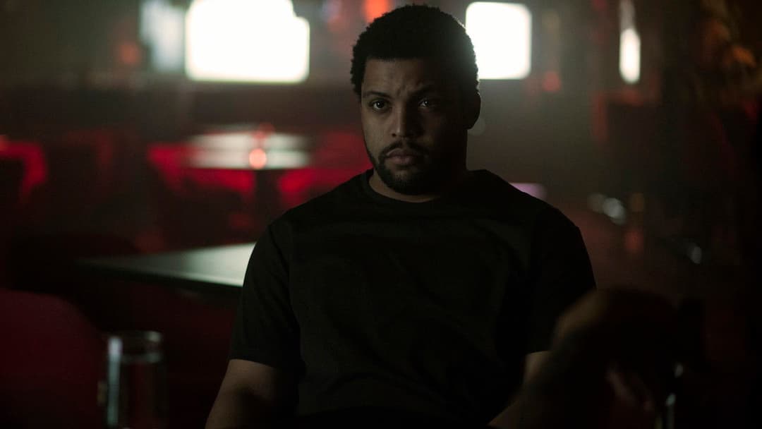 Den of Thieves backdrop 13