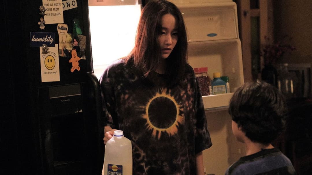 Mona Lisa and the Blood Moon backdrop 17