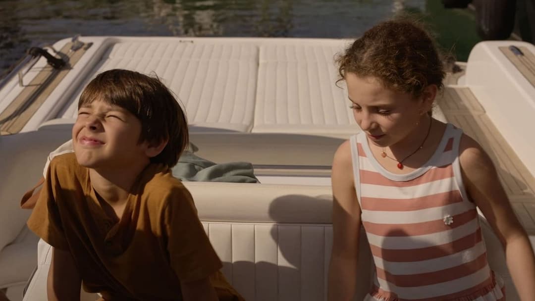 Verschwunden in die Nacht backdrop 2