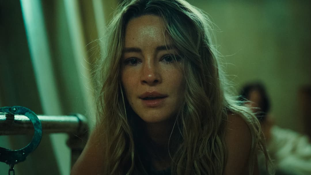 Небезпечна тварина backdrop 10