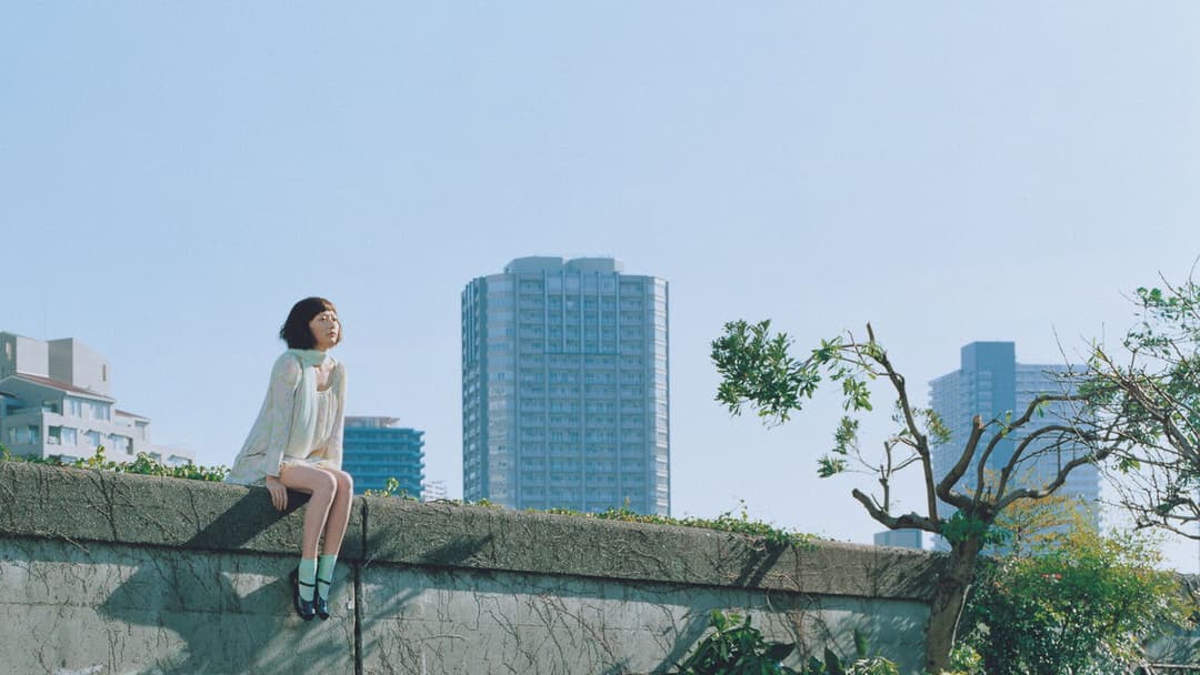 空気人形 backdrop 8