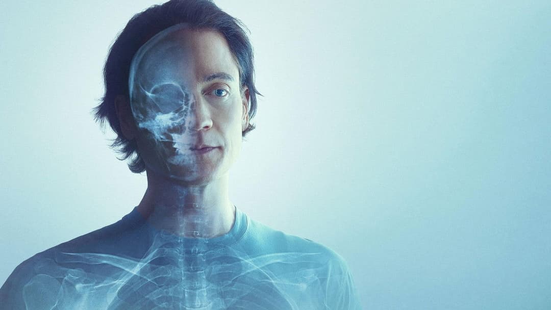 Не вмирай: Чоловік, що хоче жити вічно backdrop 3