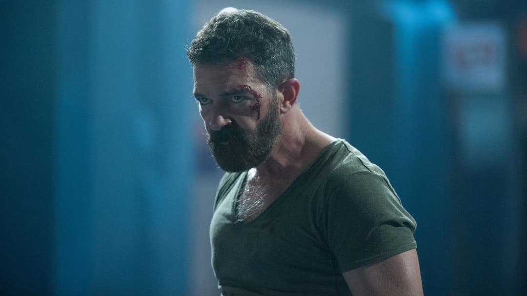 Сек'юриті backdrop 10