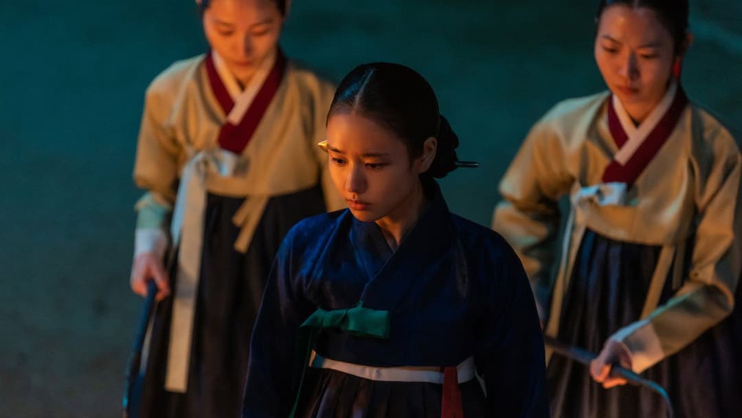 The Night Owl backdrop 8