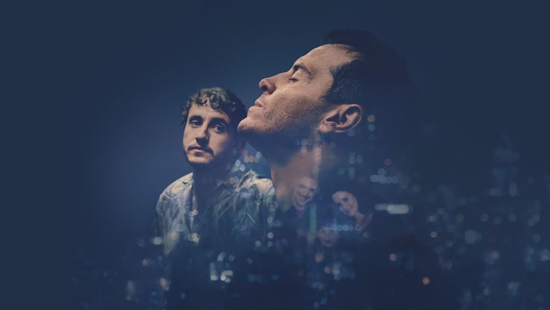 Ми всі - незнайомці backdrop 3