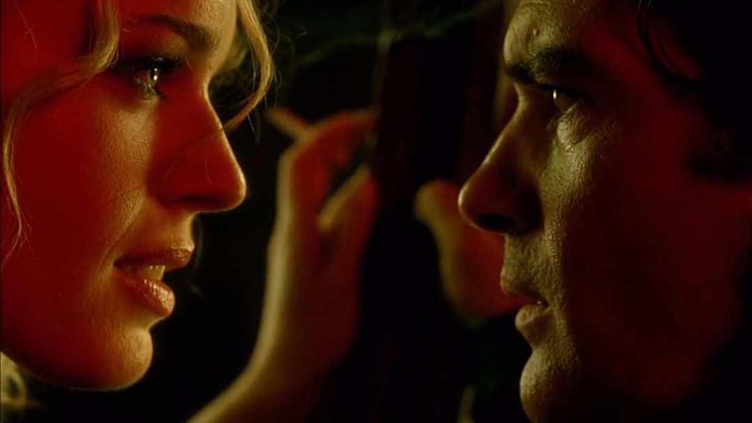 Фатальна жінка backdrop 10