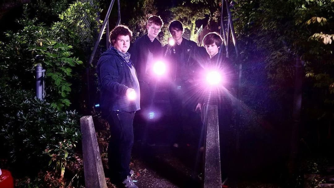 Літо 84-го backdrop 13