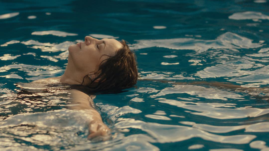 The Dashed Lines backdrop 8