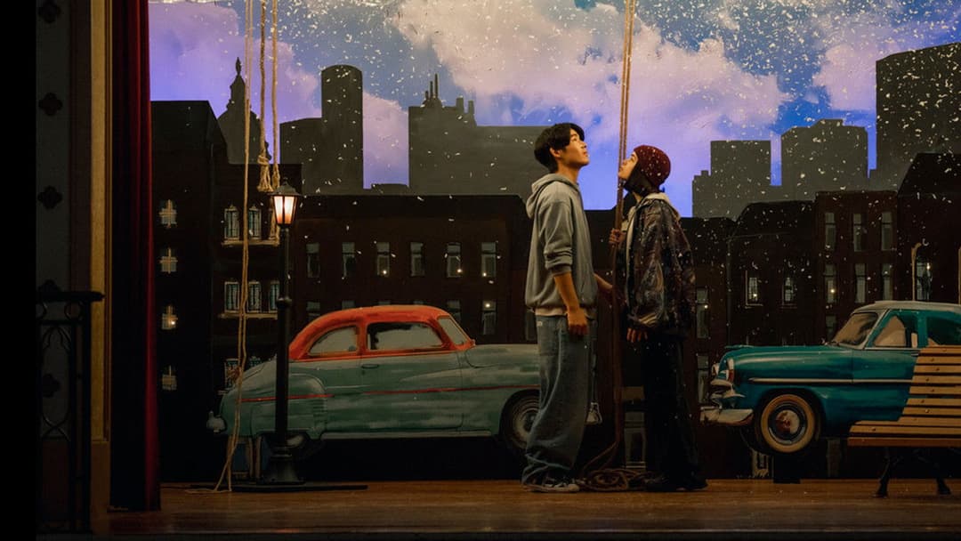 Follow My Voice backdrop 4