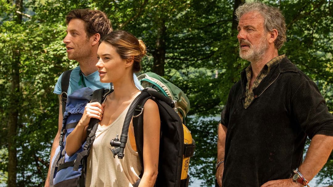 The Deep House backdrop 9