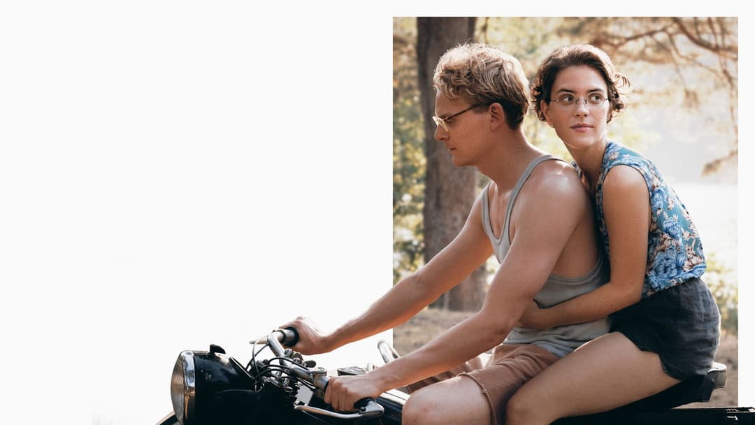 In Liebe, eure Hilde backdrop 2