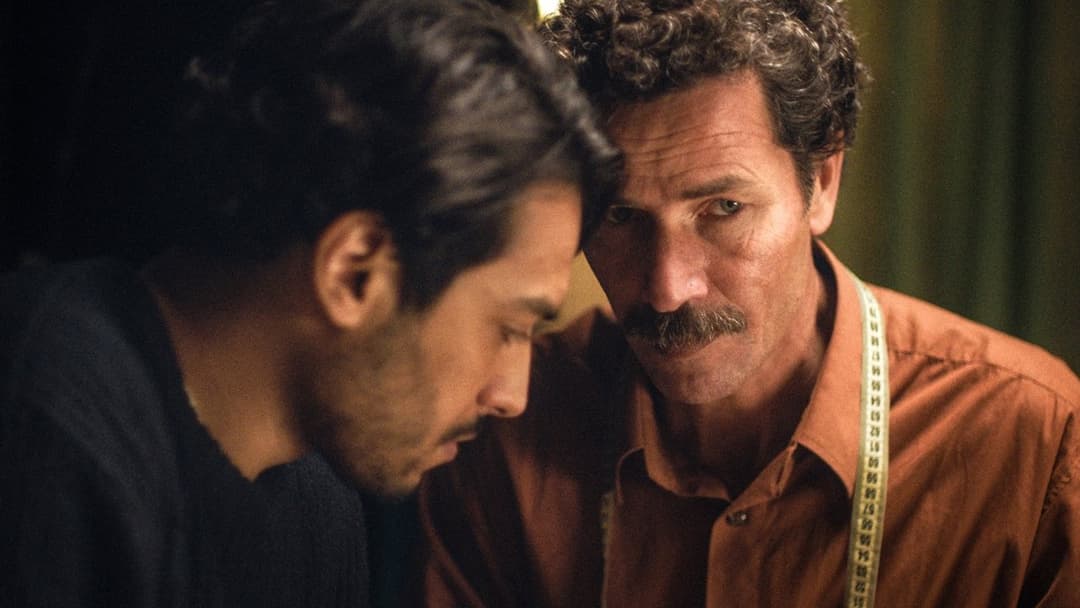 أزرق القفطان backdrop 2