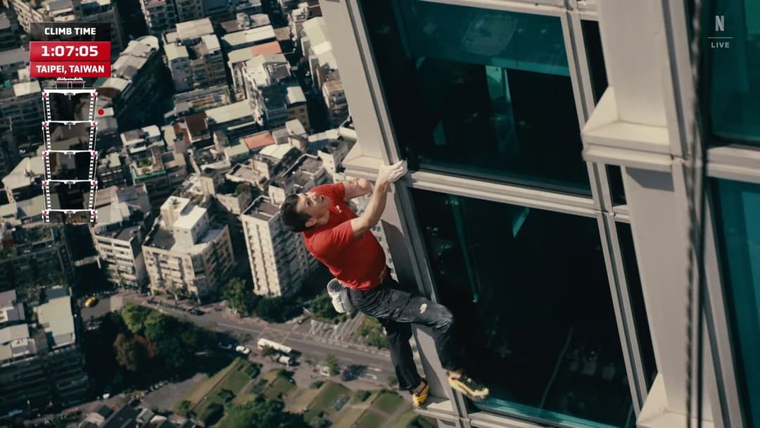 Skyscraper Live backdrop 3