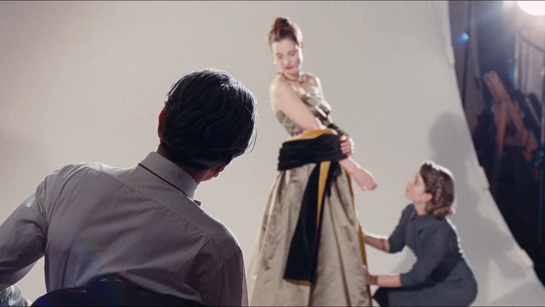 Phantom Thread backdrop 15