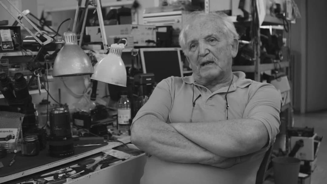 Λαβύρινθος backdrop 2