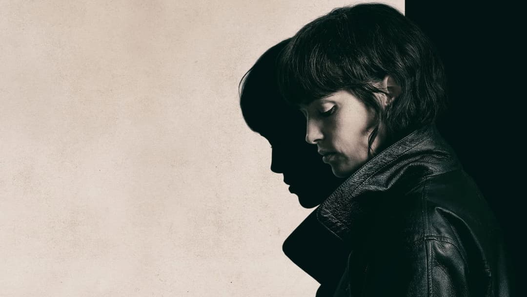 Вона в пітьмі йде backdrop 2