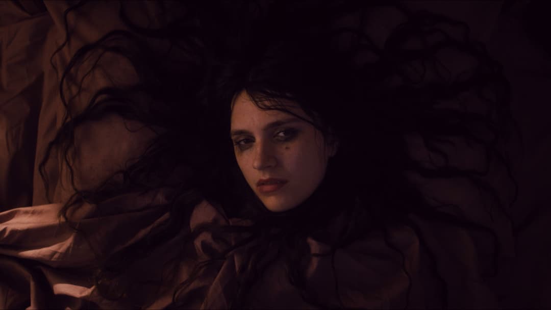 Омен: Початок backdrop 12