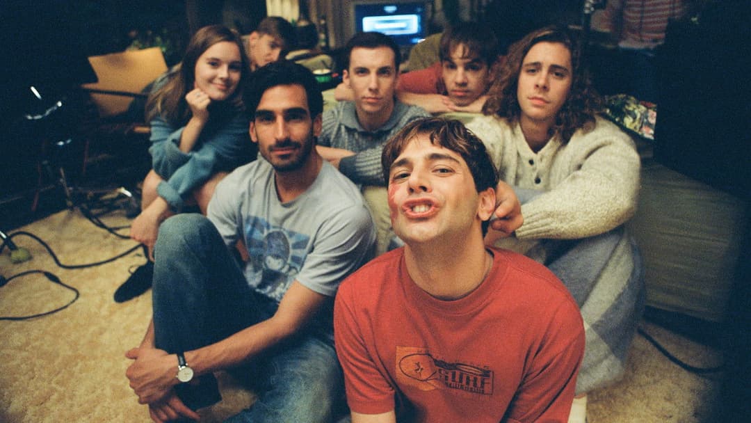 Матіас і Максим backdrop 16