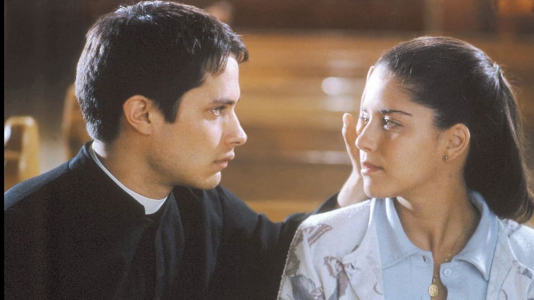 Злочин падре Амаро backdrop 1