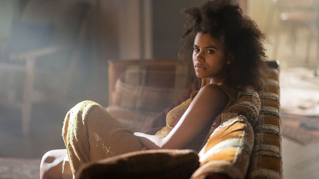 Дев’ять днів backdrop 9