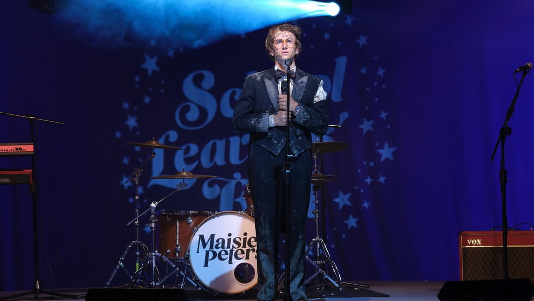 How to Date Billy Walsh backdrop 14