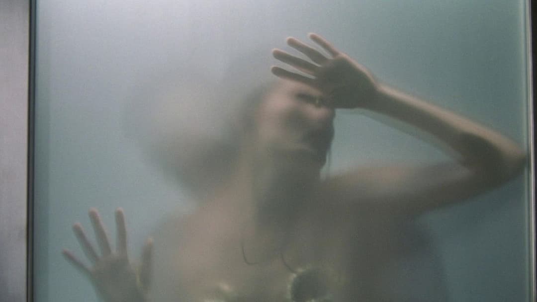 Фатальна жінка backdrop 11