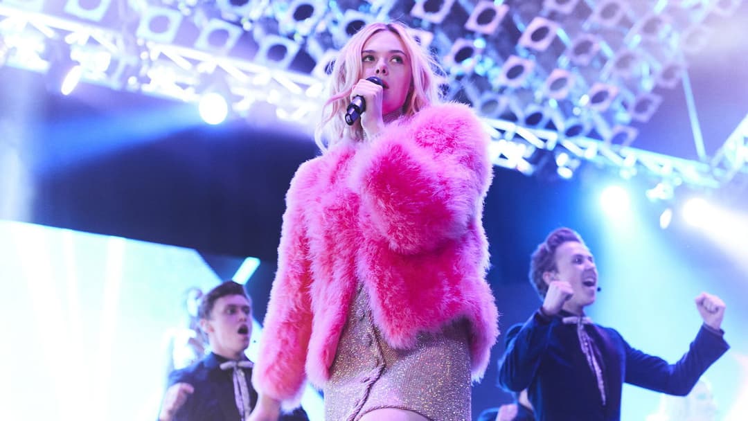 Teen Spirit backdrop 2