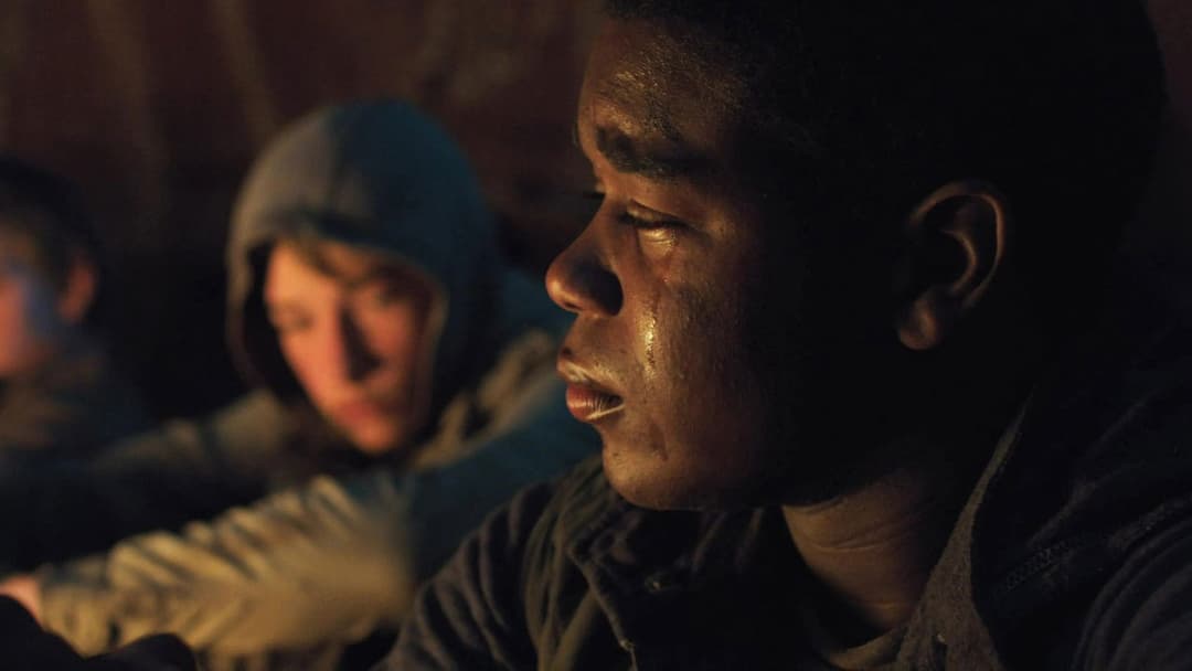 Той, що біжить лабіринтом: Випробування вогнем backdrop 8