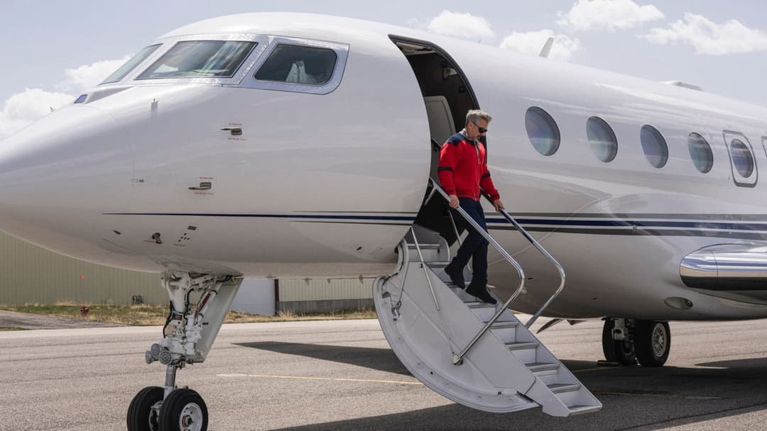 Mountainhead - Gipfel der Macht backdrop 12