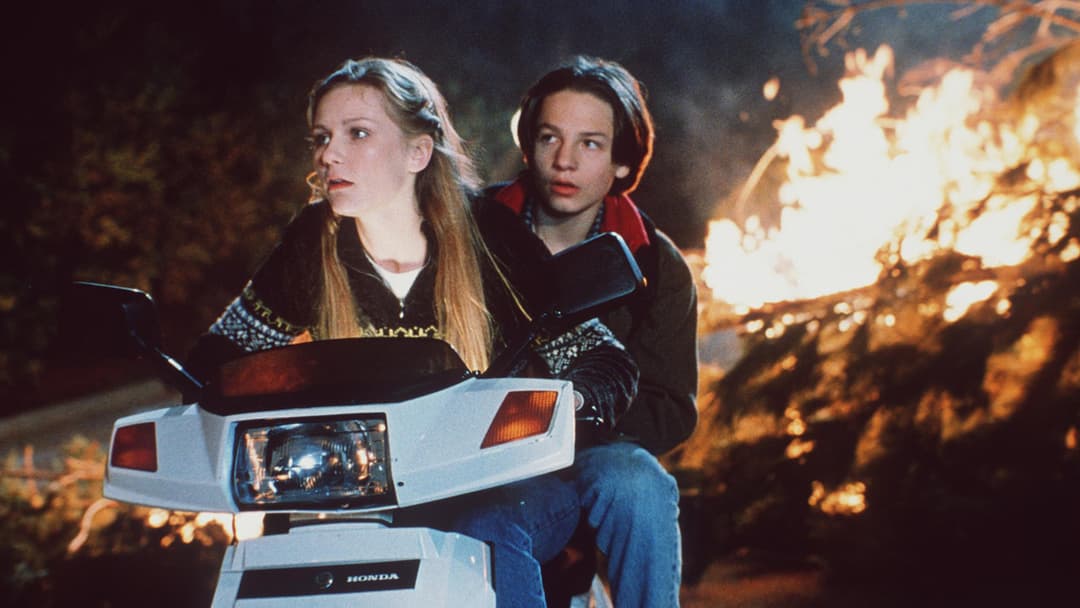 Small Soldiers backdrop 7