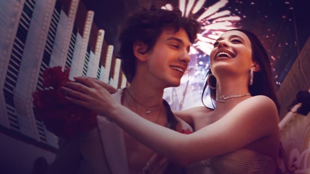 Анора backdrop 4