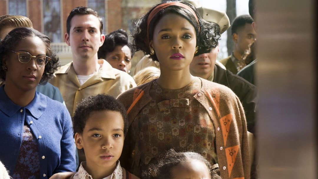 Приховані фігури backdrop 12