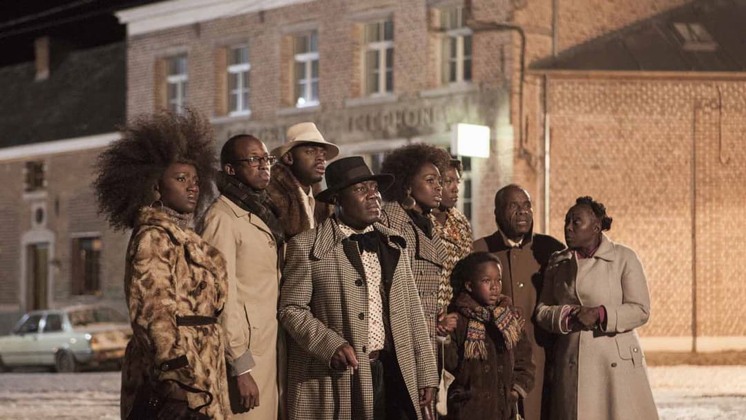 Bienvenue à Marly-Gomont backdrop 7