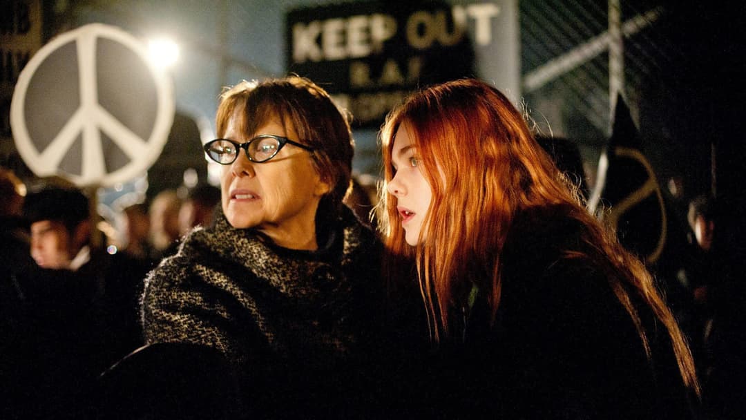 Ginger & Rosa backdrop 2