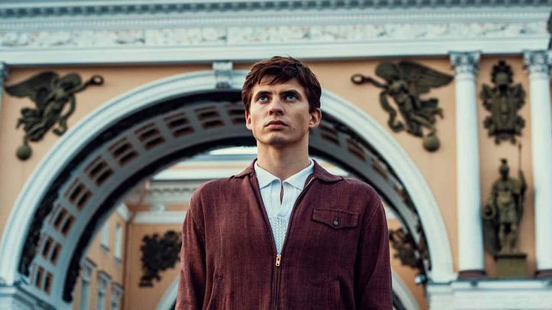 Nurejew - The White Crow backdrop 8