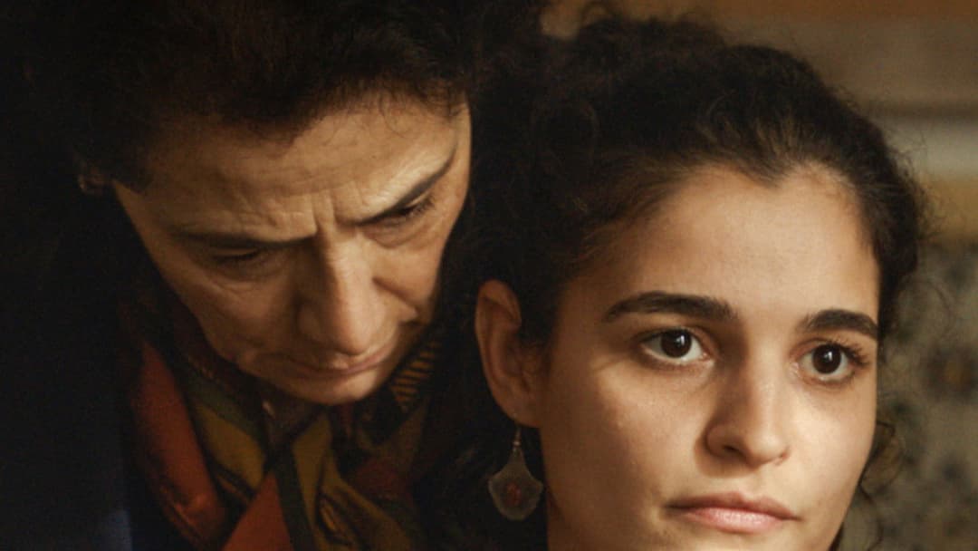 À voix basse backdrop 6