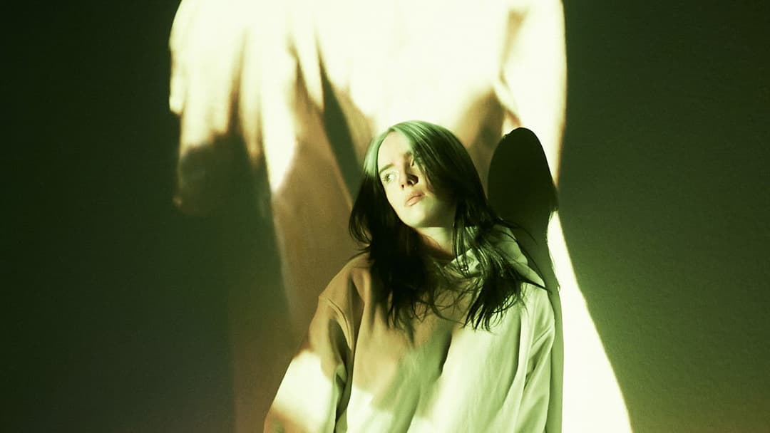 Billie Eilish: The World's a Little Blurry backdrop 4