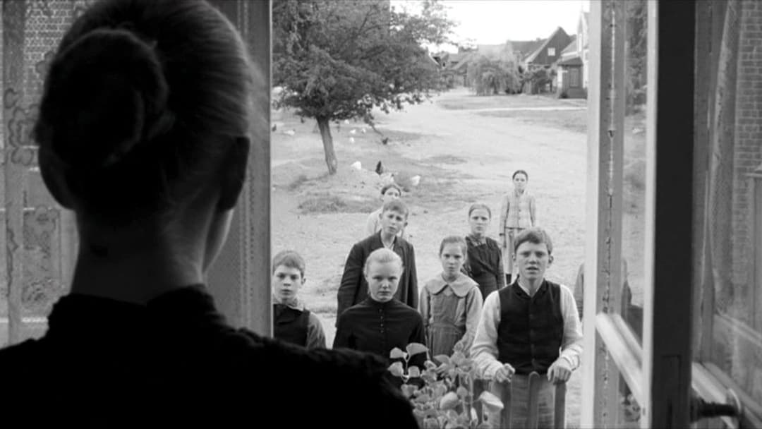 Біла стрічка backdrop 9