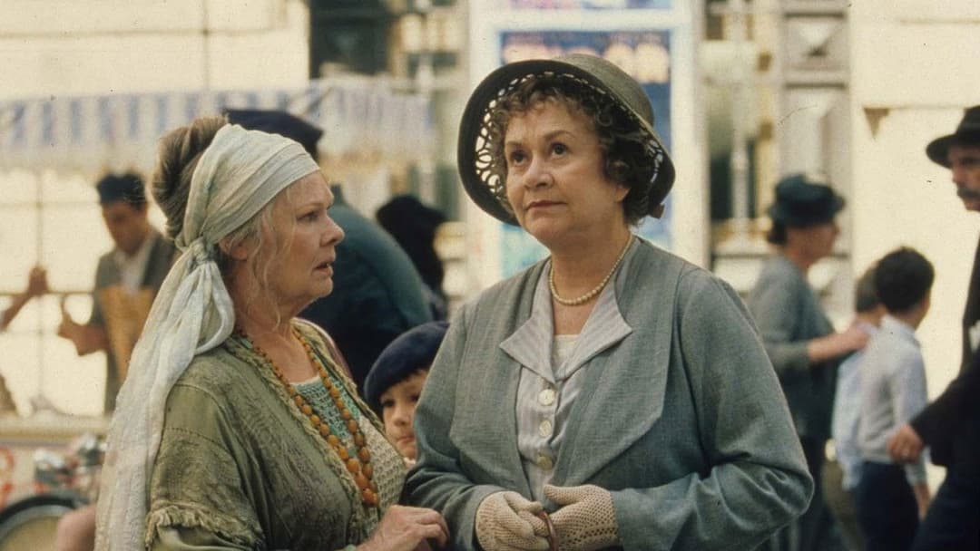 Tee mit Mussolini backdrop 4